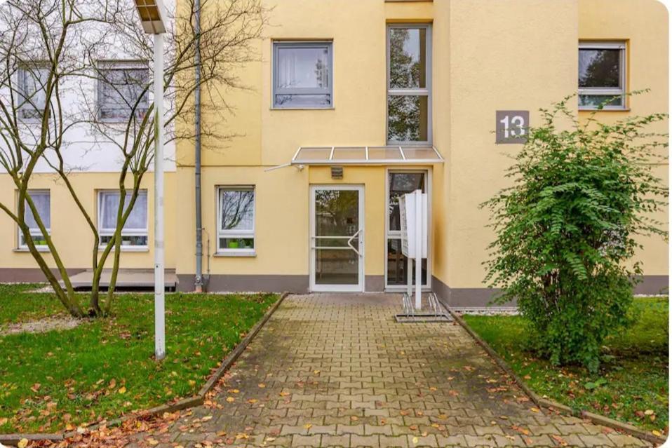 Moderne Einraumwohnung In Leipzig Mit Netflix Zugang Buitenkant foto